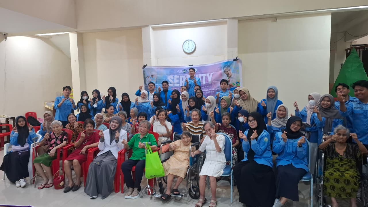 BEM-FK Unismuh Gelar Serenity dan Edukasi Manajemen Stres & Pengendalian Hipertensi Pada Lansia Melalui Pendekatan Spiritual di Panti Werdha